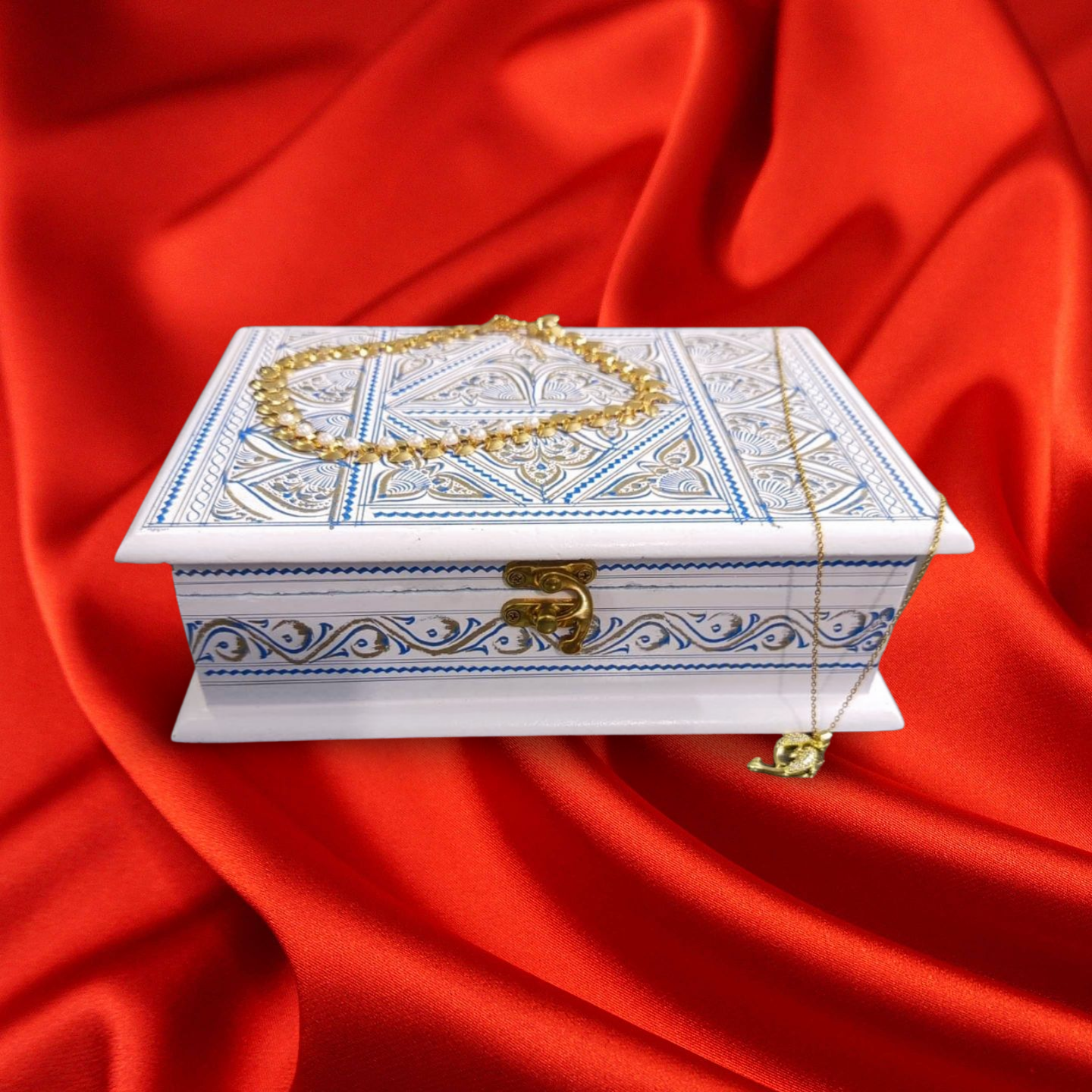 Elegant White Wooden Jewelry box
